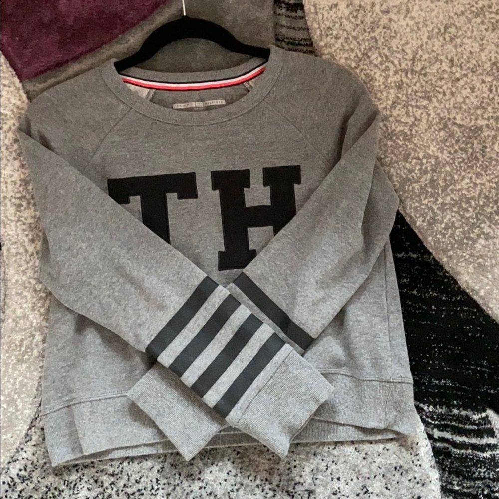 Tommy Hilfiger crewneck sweatshirt